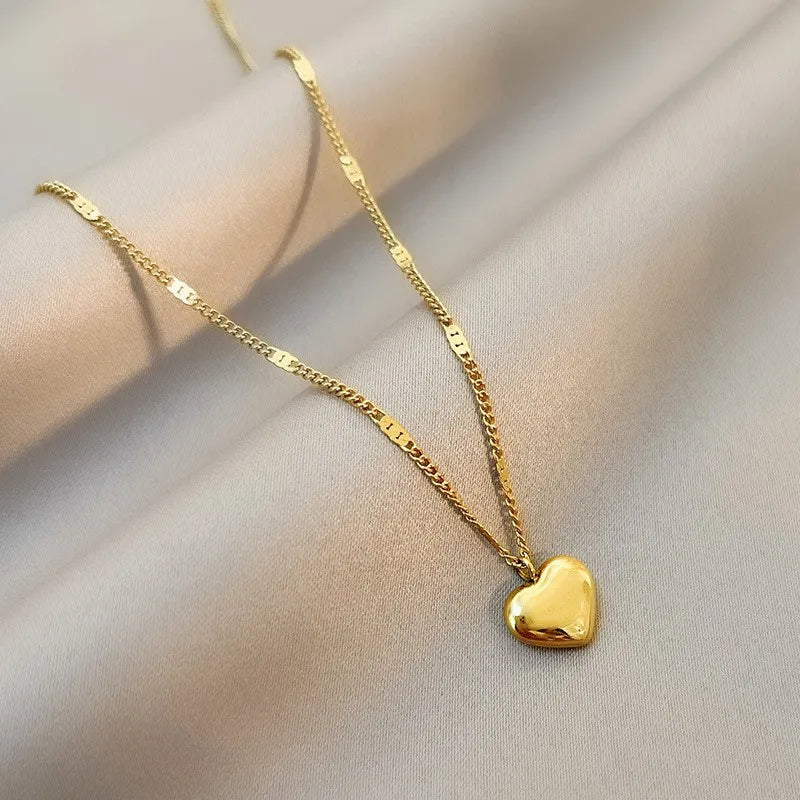 New Cross-border Couple Cavicle Chain Geometric Heart-shaped Light Luxury Temperament Simple Sweet Love Pendant Necklace Jewelry